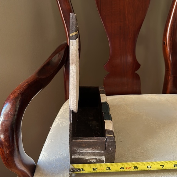 Prinative folk Art hand carved, hand painted wood Santa shelf, box w/cardinal - Picture 10 of 12